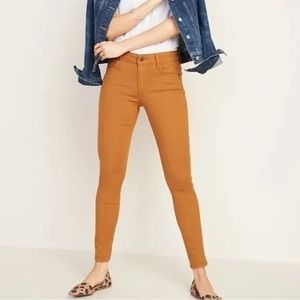 Mid-Rise Rockstar Super Skinny Pop-Color Jeans for Women